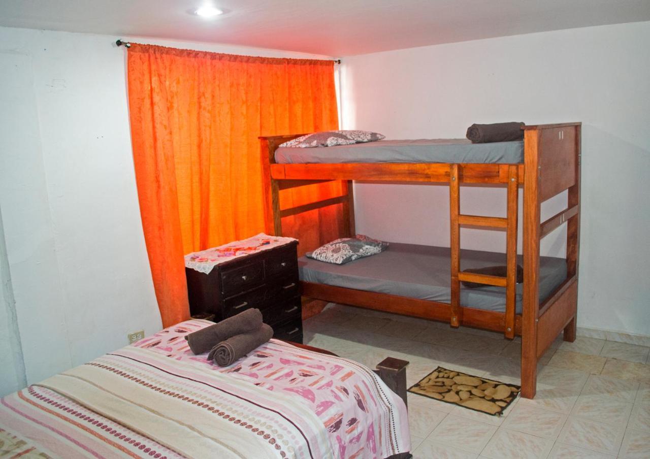 Ohana Lodging Hostel San Andrés Exterior foto